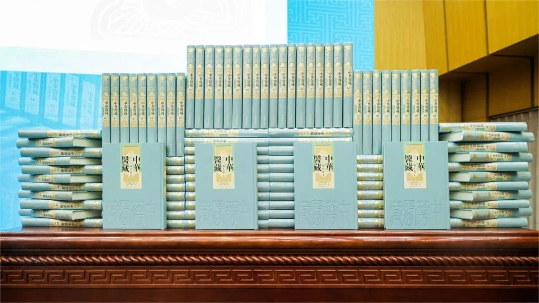 绝区零r18漫画免费观看